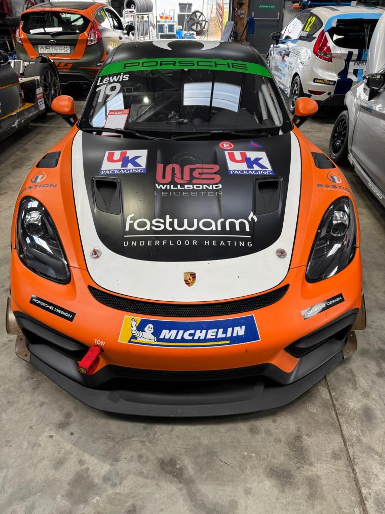 Lewis 10 porsche